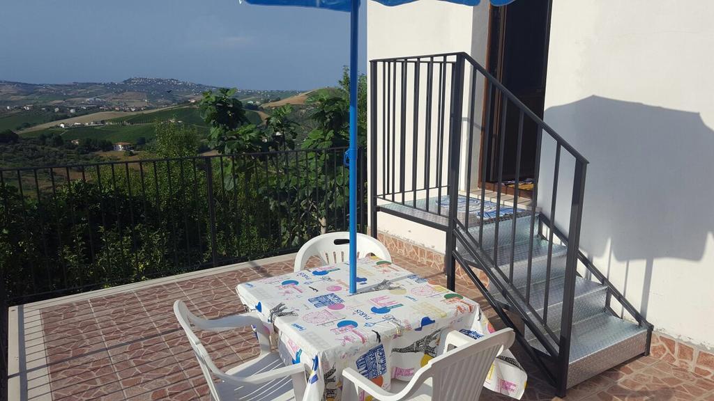 B&B La Casa In Campagna Collecorvino Kültér fotó